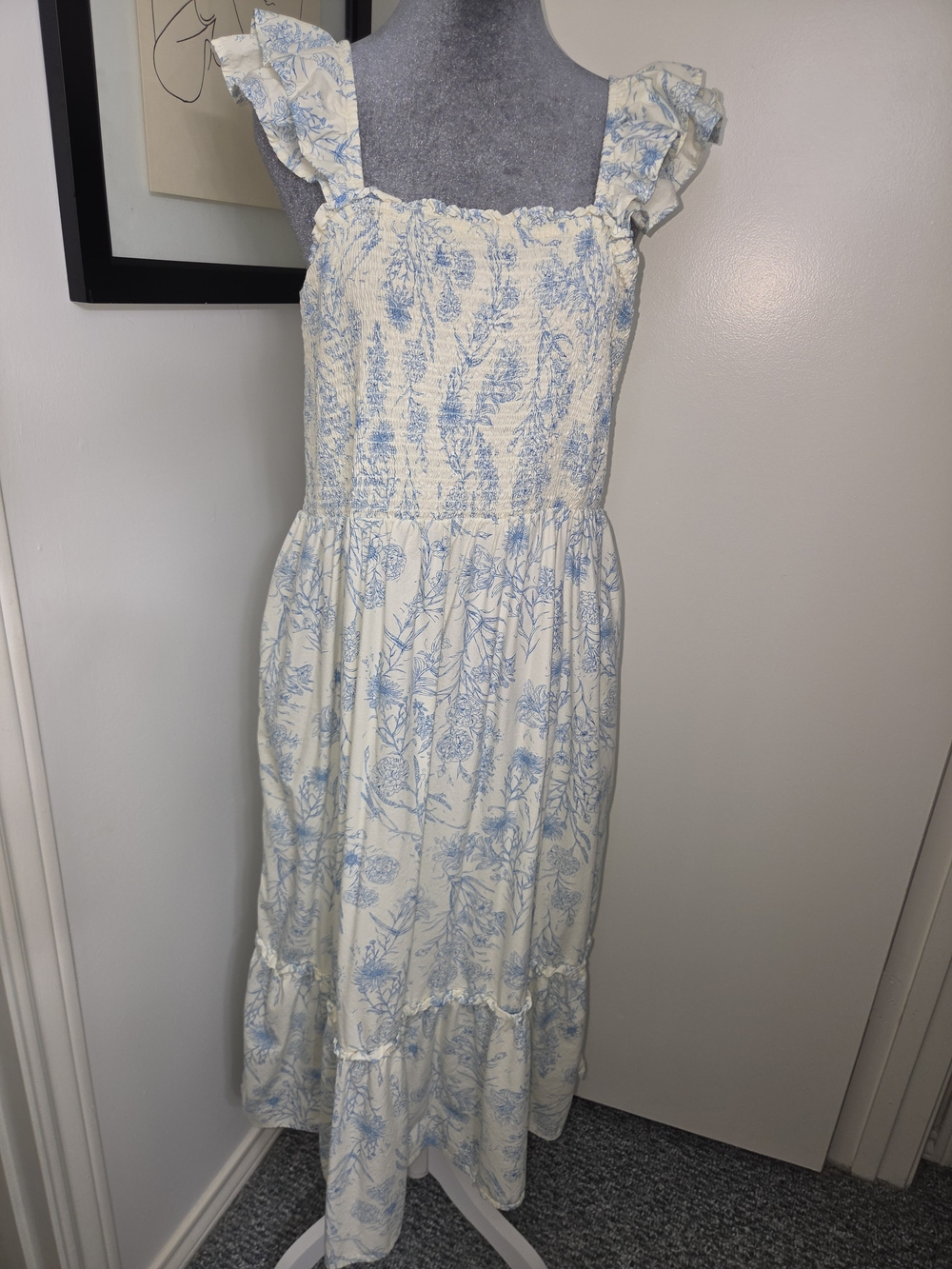 The Pioneer Woman Cream and Light Blue Floral Midi Dress
